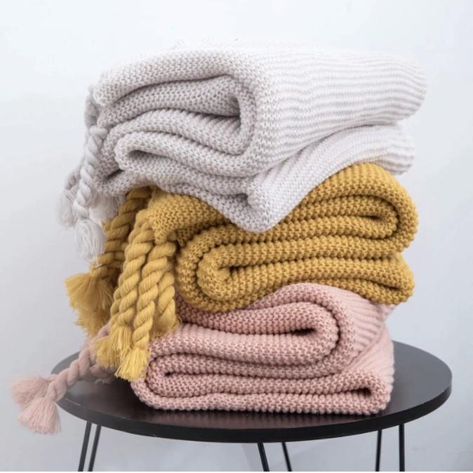 Sadie Tassel Knitted Blanket