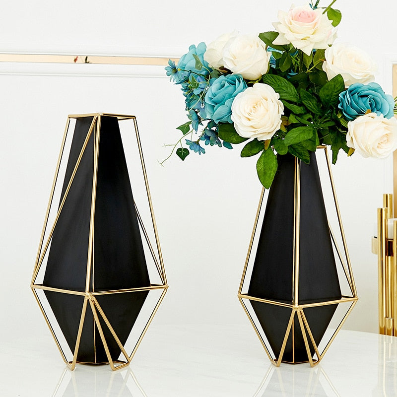 American Golden Wrought Iron Vase  Light Luxury